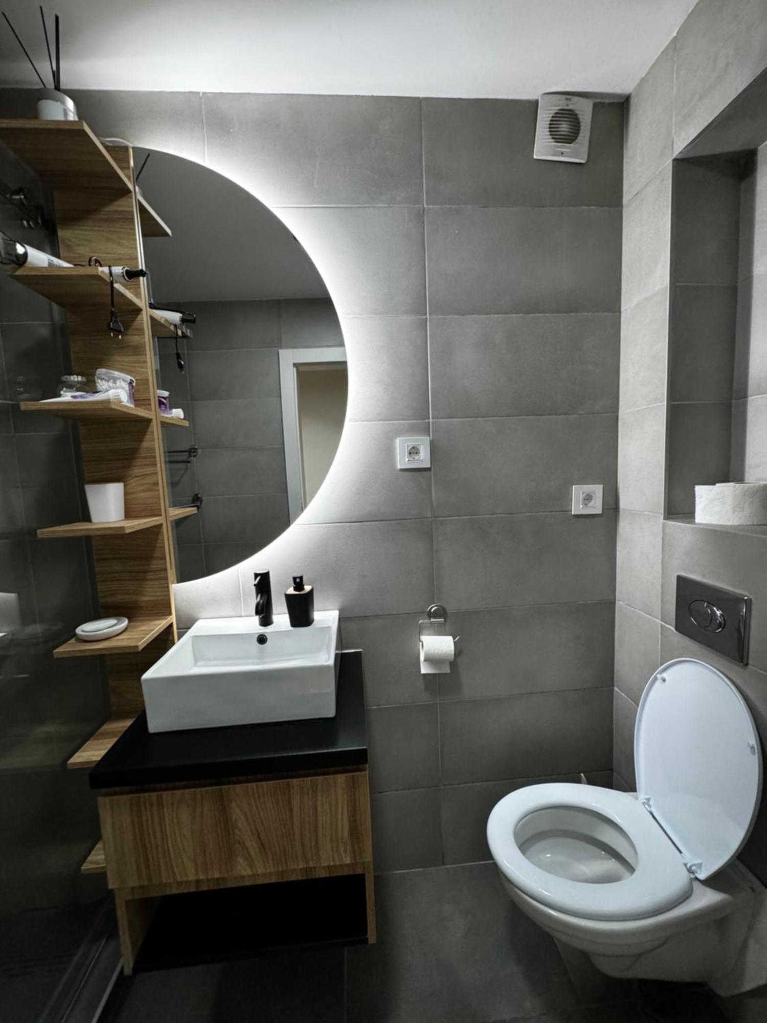 Mar Residence 14 Nis Bagian luar foto