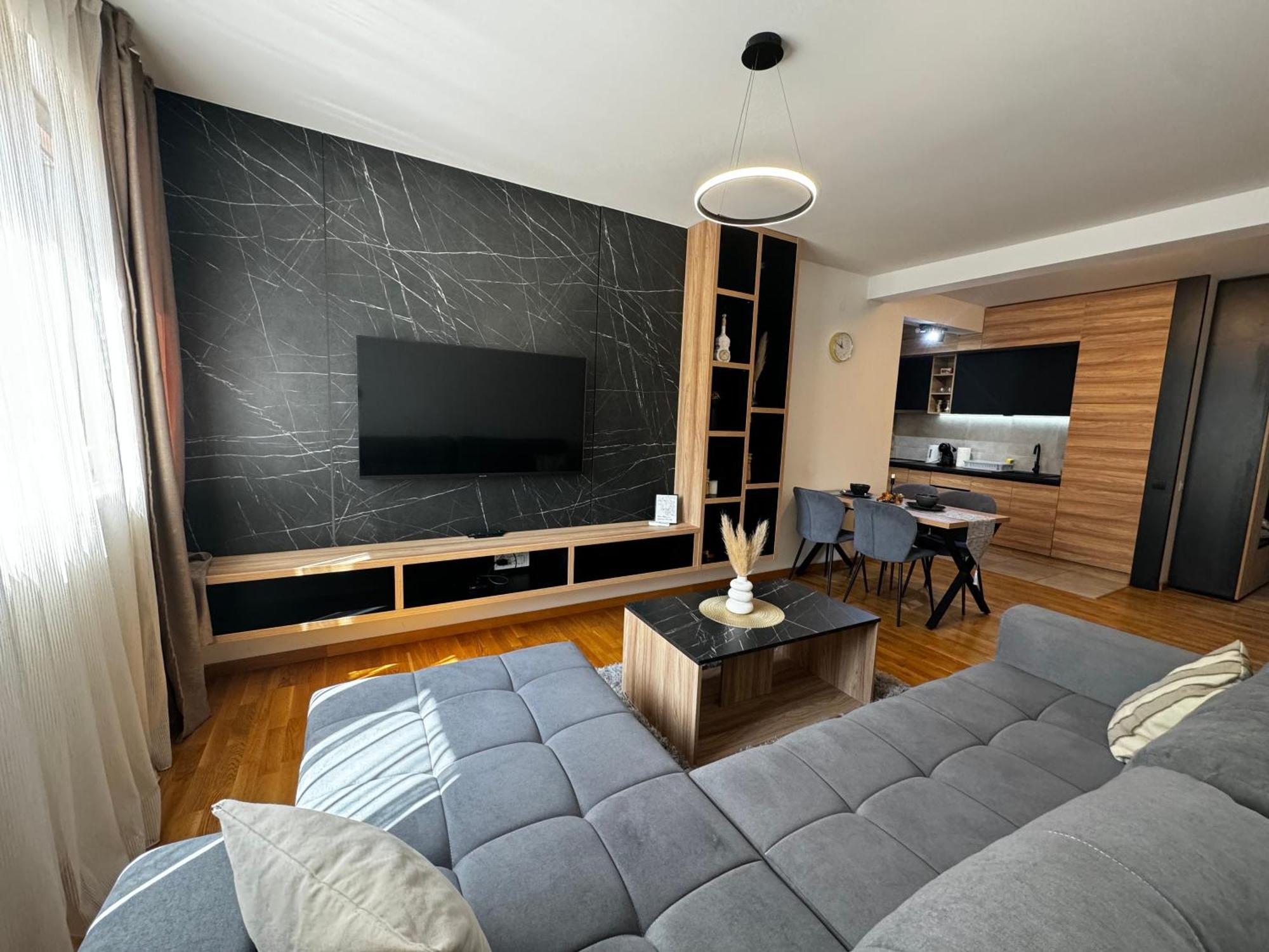 Mar Residence 14 Nis Bagian luar foto