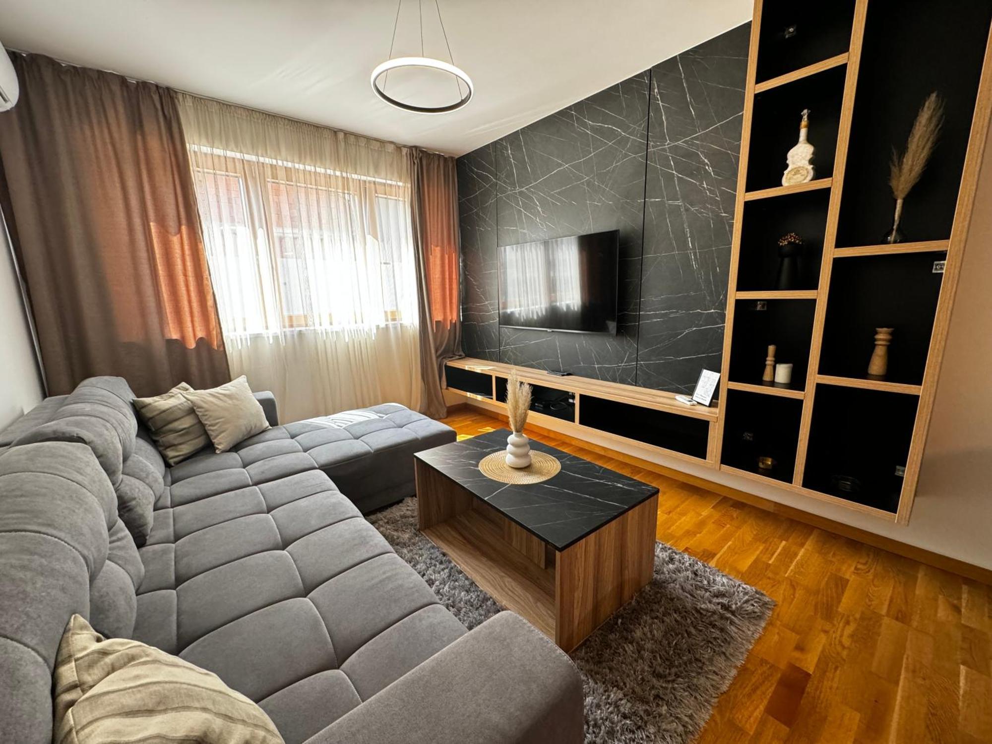 Mar Residence 14 Nis Bagian luar foto