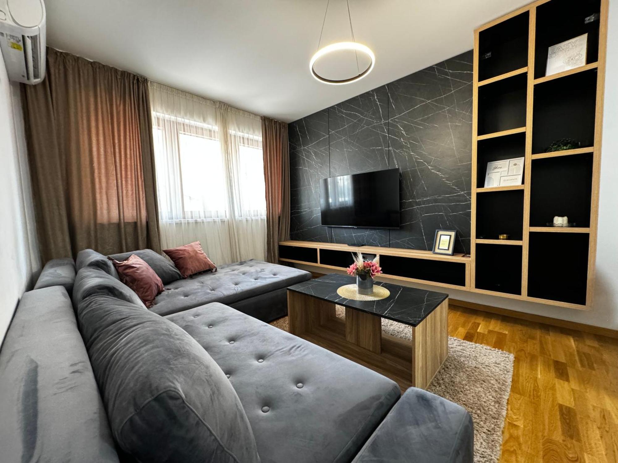 Mar Residence 14 Nis Bagian luar foto