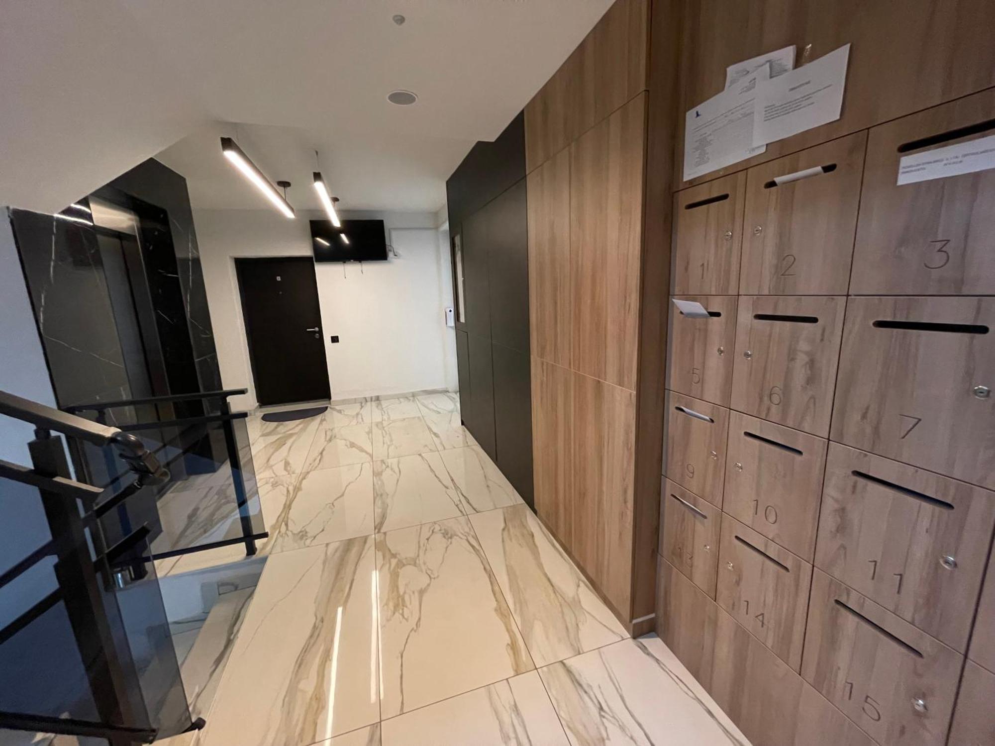 Mar Residence 14 Nis Bagian luar foto
